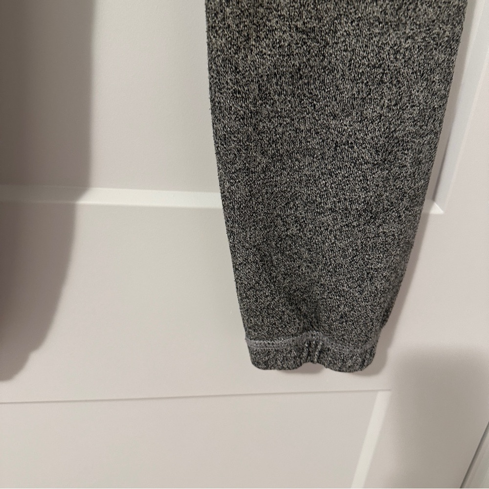 Roots Salt and Pepper Gray Jogger Style Sweatpants Size XXS Kids - Picture 9 of 11